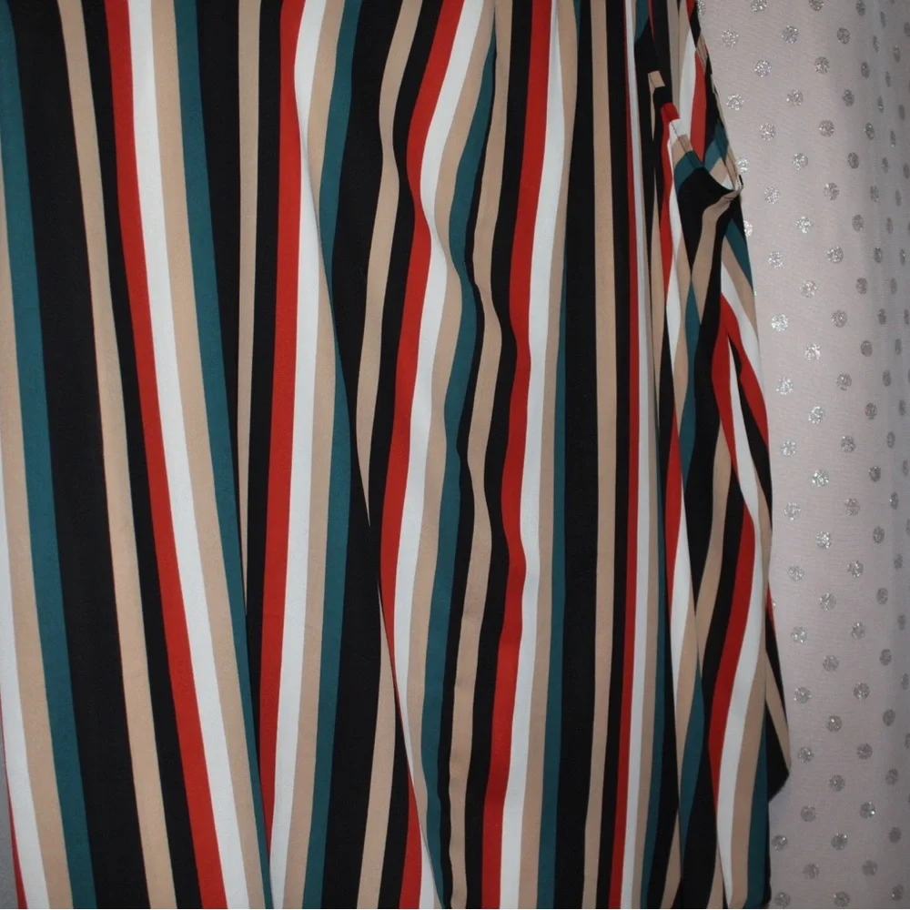Torrid - Picture 4 of 4